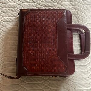 Franklin Covey Planner Binder Vintage Oxblood Woven Leather 10.5” x 8.3/4” x 2”